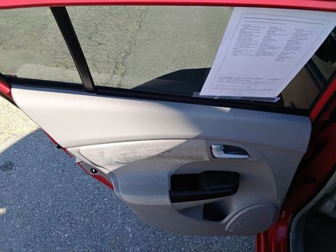 Used 2012 Honda Insight image 18