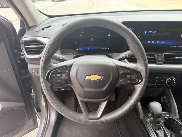 Used 2025 Chevrolet TrailBlazer LT FWD image 21