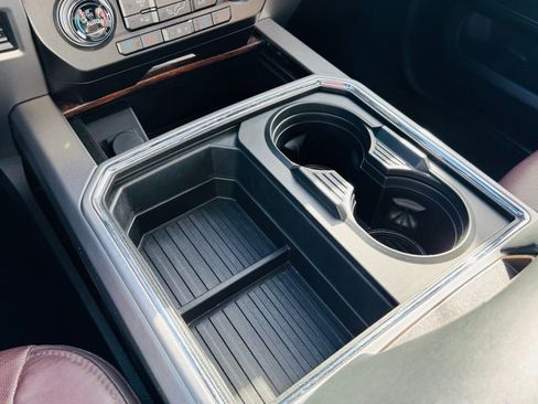 Used 2017 Ford F350 Platinum w/ Platinum Ultimate Package image 22