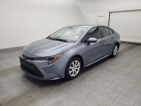 Used 2024 Toyota Corolla LE image 2