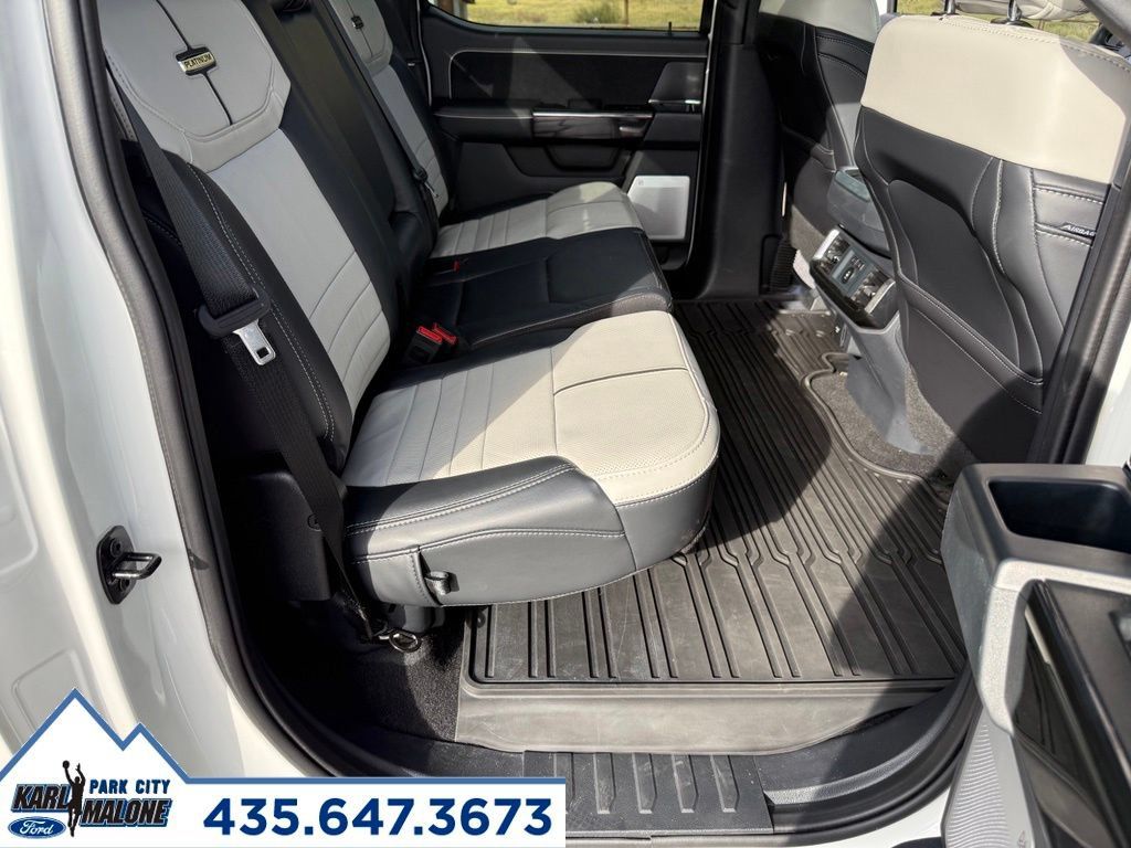 Used 2025 Ford F150 Lightning Platinum AWD/4WD image 36
