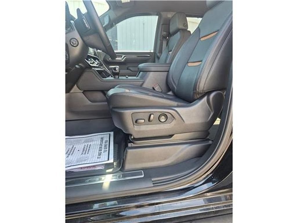 Used 2026 GMC Sierra 1500 AT4 w/ AT4 Premium Package AWD/4WD image 28