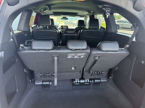 Used 2025 Honda Odyssey Sport-L image 11