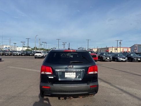 Used 2012 Kia Sorento LX AWD/4WD image 6