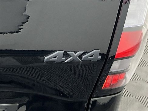 New 2026 Nissan Frontier SV image 25