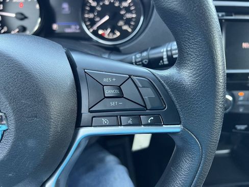 Used 2018 Nissan Rogue S AWD/4WD image 23