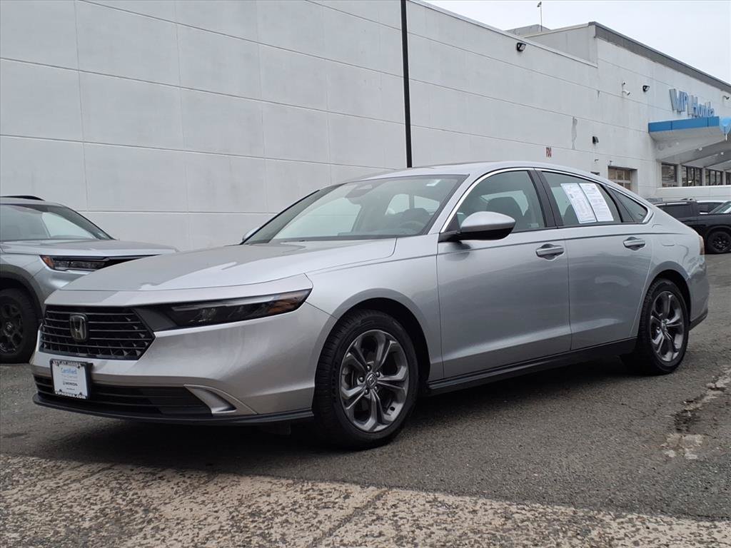 Used 2024 Honda Accord EX image 3