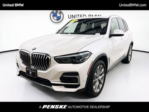 Used 2023 BMW X5 xDrive40i w/ Parking Assistance Package image 1