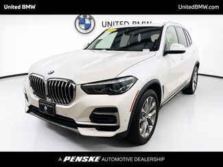 Used 2023 BMW X5 xDrive40i w/ Parking Assistance Package video 1