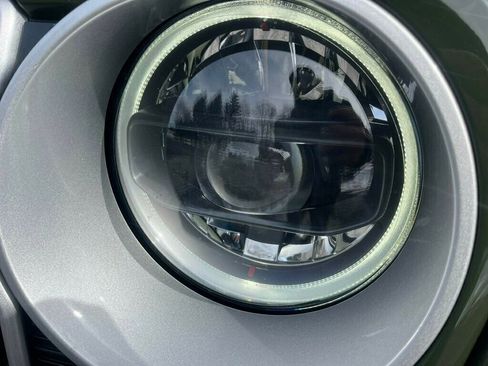 Used 2024 Jeep Wrangler Unlimited Sahara w/ Dual Top Group image 12