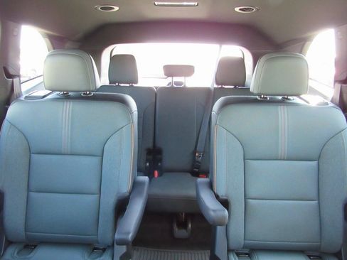 Used 2024 GMC Acadia AT4 w/ LPO, Floor Liner Package image 26