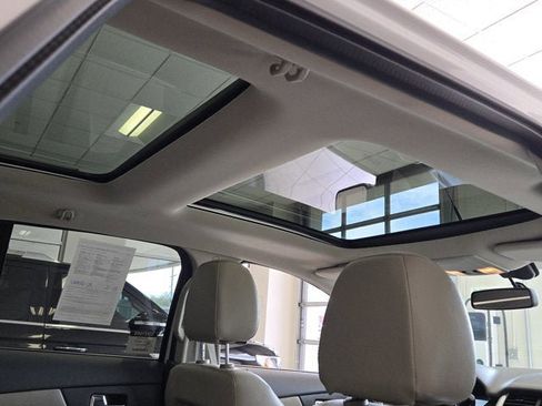 Used 2013 Ford Edge Limited AWD/4WD image 9
