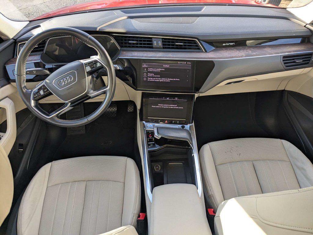 Used 2019 Audi e-tron Premium Plus AWD/4WD image 21