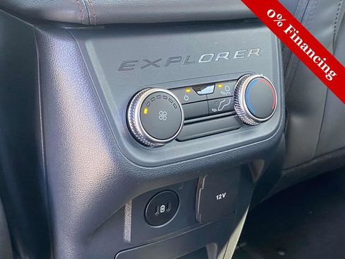 New 2025 Ford Explorer Active w/ Active Comfort Package image 19
