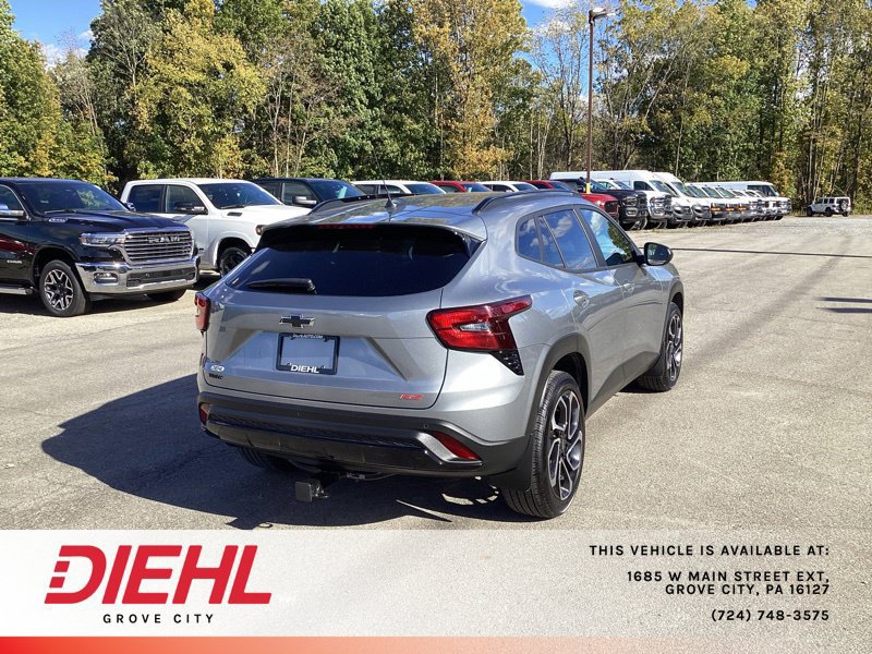 Used 2025 Chevrolet Trax RS w/ Driver Confidence Package FWD image 7