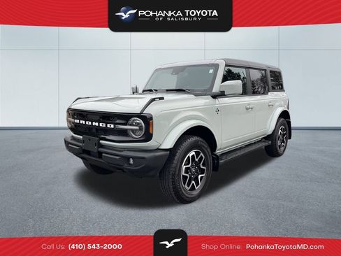Used 2024 Ford Bronco Outer Banks image 1