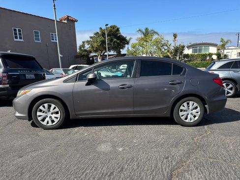 Used 2012 Honda Civic LX image 5