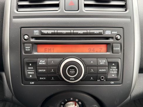 Used 2012 Nissan Versa SV w/ Convenience Pkg image 16