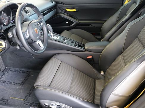 Used 2022 Porsche 718 Boxster image 18
