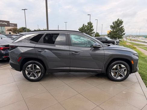 Used 2025 Hyundai Tucson SEL AWD/4WD image 10