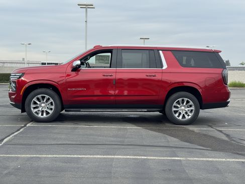 New 2026 Chevrolet Suburban Premier w/ Sun And Tow Package image 4