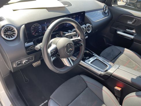 Certified 2025 Mercedes-Benz GLA 250 image 18