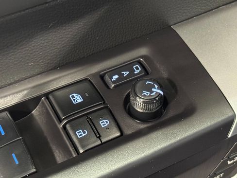 Used 2023 Toyota Tundra Platinum w/ Advanced Package AWD/4WD image 44