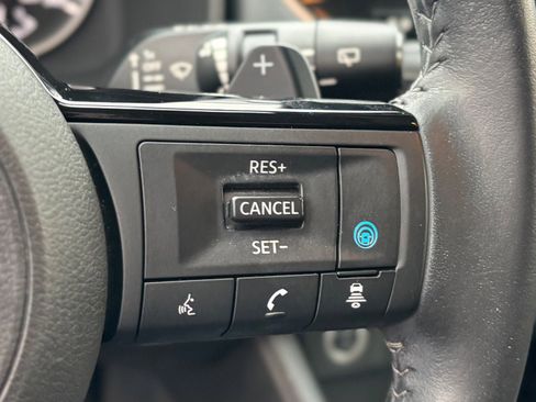 Used 2023 Nissan Rogue SL w/ SL Premium Package image 35