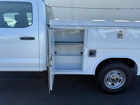 New 2026 Ford F250 XL w/ XL Chrome Package image 12