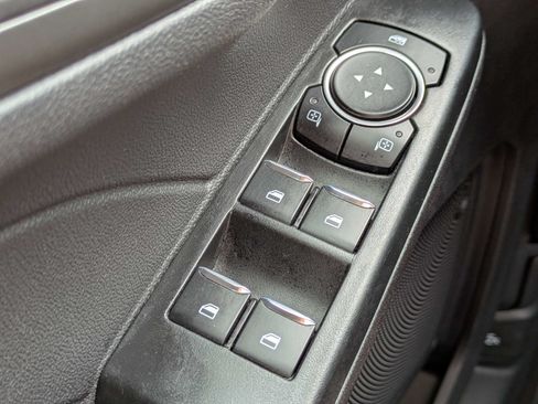 Used 2025 Ford Escape Active AWD/4WD image 28