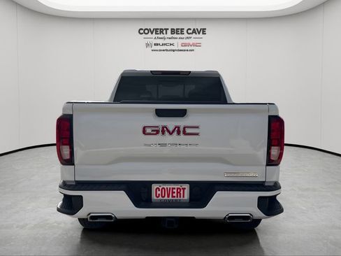 New 2026 GMC Sierra 1500 Elevation image 8
