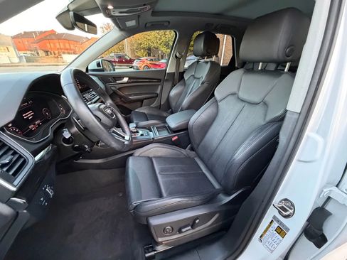 Used 2018 Audi Q5 2.0T Premium Plus w/ Premium Plus Package image 11