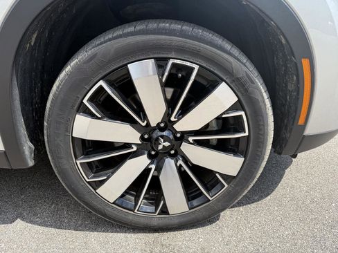 Used 2025 Mitsubishi Outlander SE FWD image 15