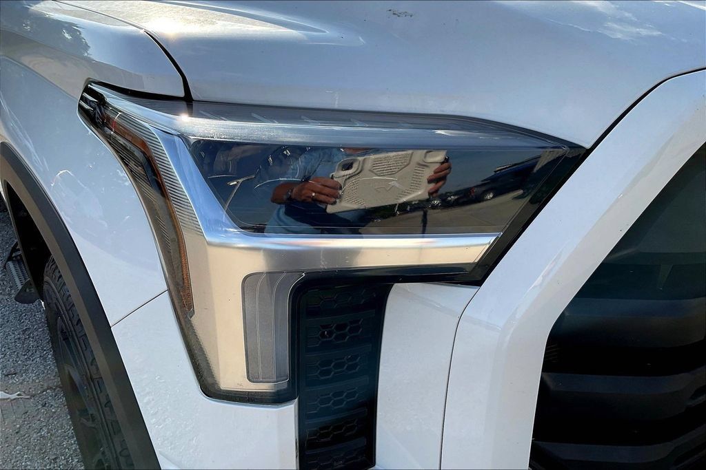 Used 2023 Toyota Tundra SR5 w/ SR5 Convenience Package RWD image 31