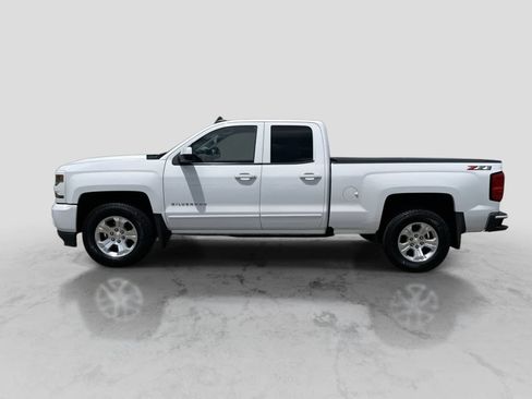 Used 2018 Chevrolet Silverado 1500 LT w/ All Star Edition AWD/4WD image 5