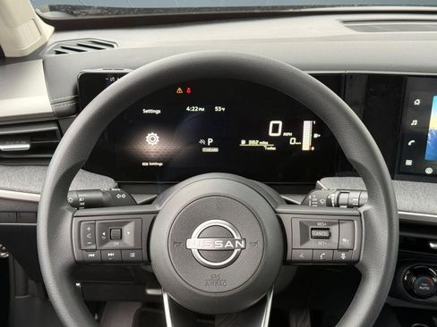 Certified 2026 Nissan Kicks SV w/ Illumination Package FWD image 18