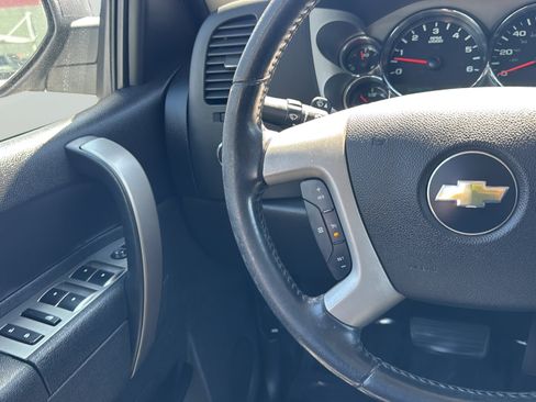 Used 2013 Chevrolet Silverado 1500 LT AWD/4WD image 26