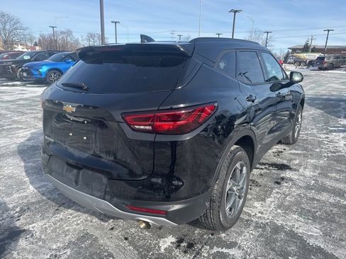 Used 2024 Chevrolet Blazer LT w/ Convenience Package image 3