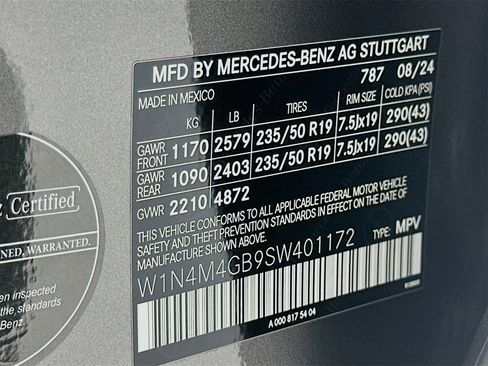 Used 2025 Mercedes-Benz GLB 250 GLB 250 image 34