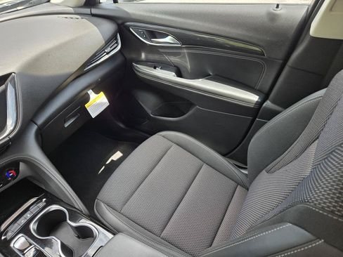 Used 2022 Buick Envision Preferred w/ Sport Touring Package FWD image 19