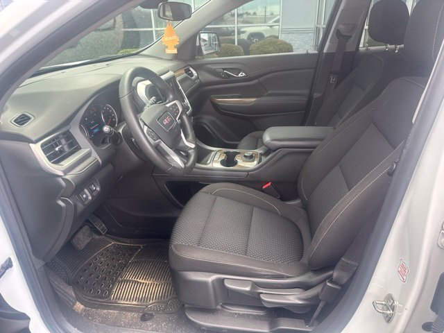 Used 2023 GMC Acadia SLE FWD image 13