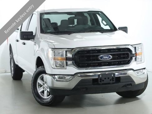 Used 2022 Ford F150 XLT w/ Trailer Tow Package image 2