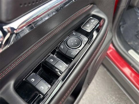 Used 2023 Lincoln Corsair Reserve w/ Equipment Group 201A image 9