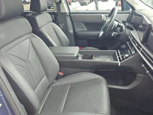 Certified 2025 Hyundai Santa Fe SEL image 5