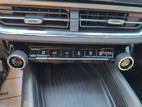 New 2026 Chevrolet Equinox EV LT w/ Comfort Package image 39