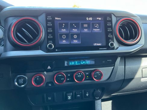 Used 2023 Toyota Tacoma TRD Sport image 12