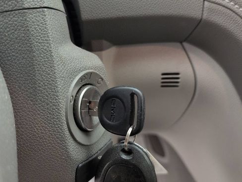 Used 2015 GMC Acadia SLT FWD image 41