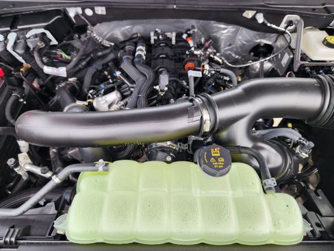 New 2026 Ford Expedition Active image 26