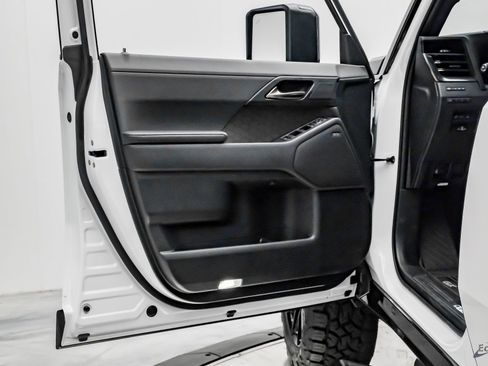 Used 2025 Lexus GX 550 w/ Accessory Package (2T) image 84