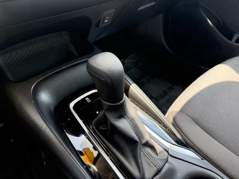 Used 2024 Toyota Corolla LE FWD image 25